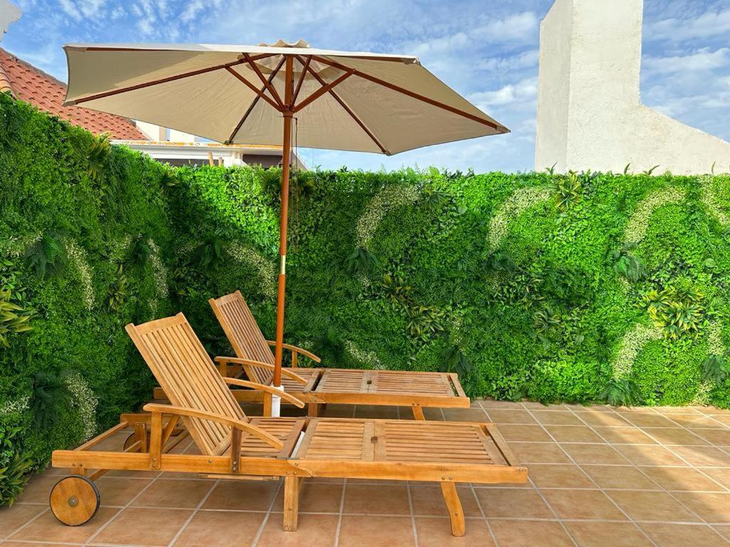 2 Bed Penthouse With Sea View Apartment ตอร์เรโมลิโนส ภายนอก รูปภาพ