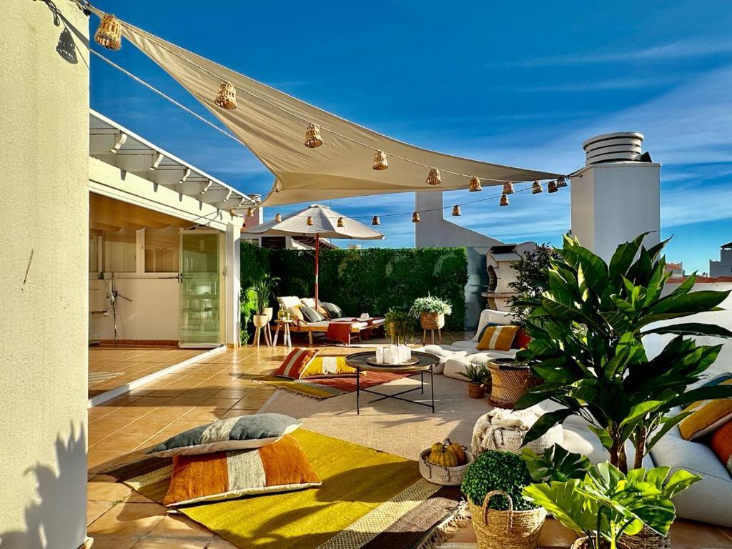 2 Bed Penthouse With Sea View Apartment ตอร์เรโมลิโนส ภายนอก รูปภาพ