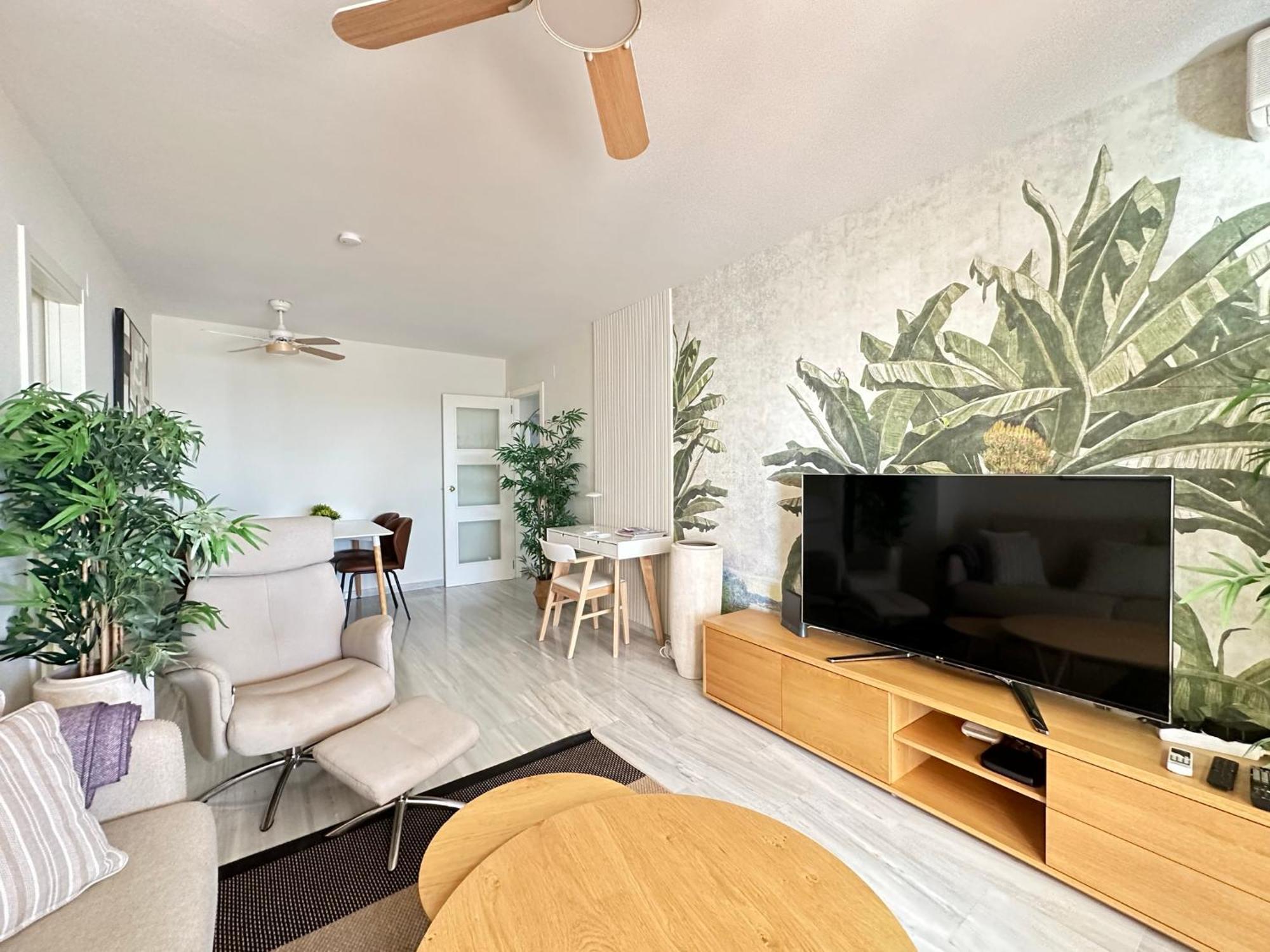 2 Bed Penthouse With Sea View Apartment ตอร์เรโมลิโนส ภายนอก รูปภาพ